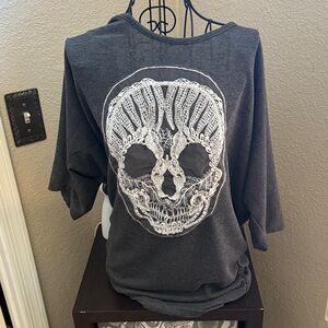 Delirious Gray Skull Graphic Tee